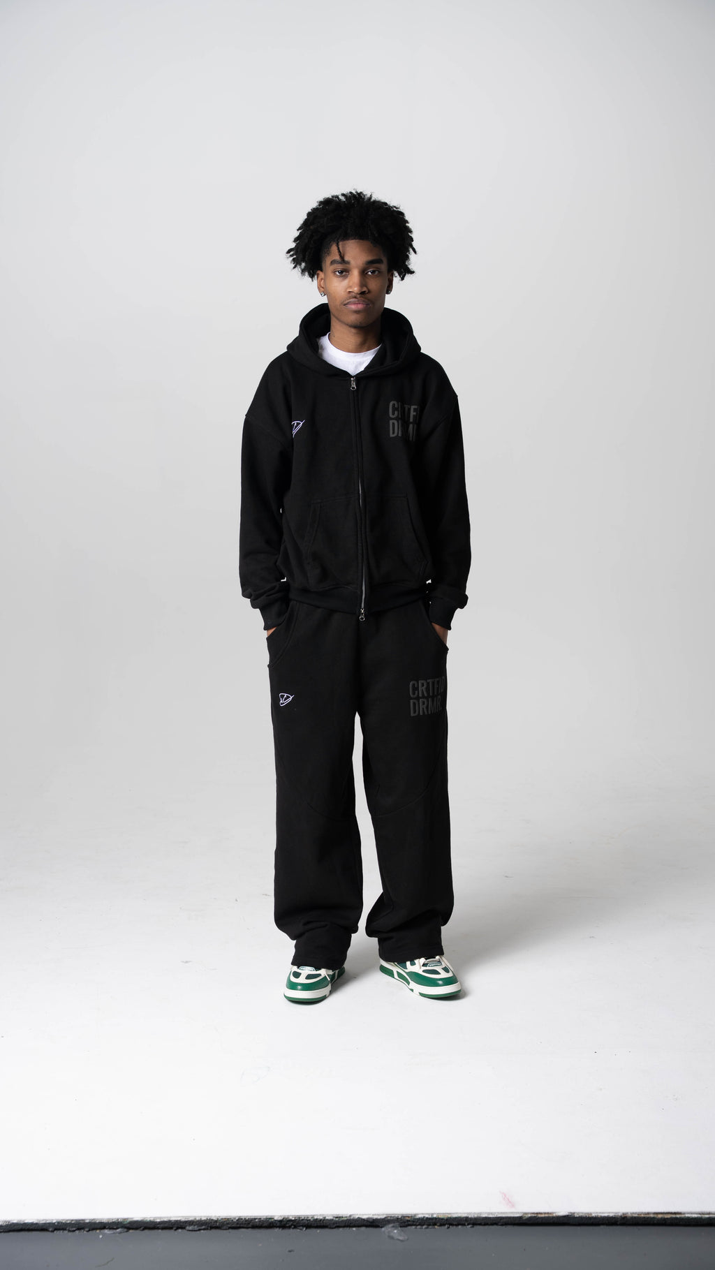 YIN Chemistry Sweats