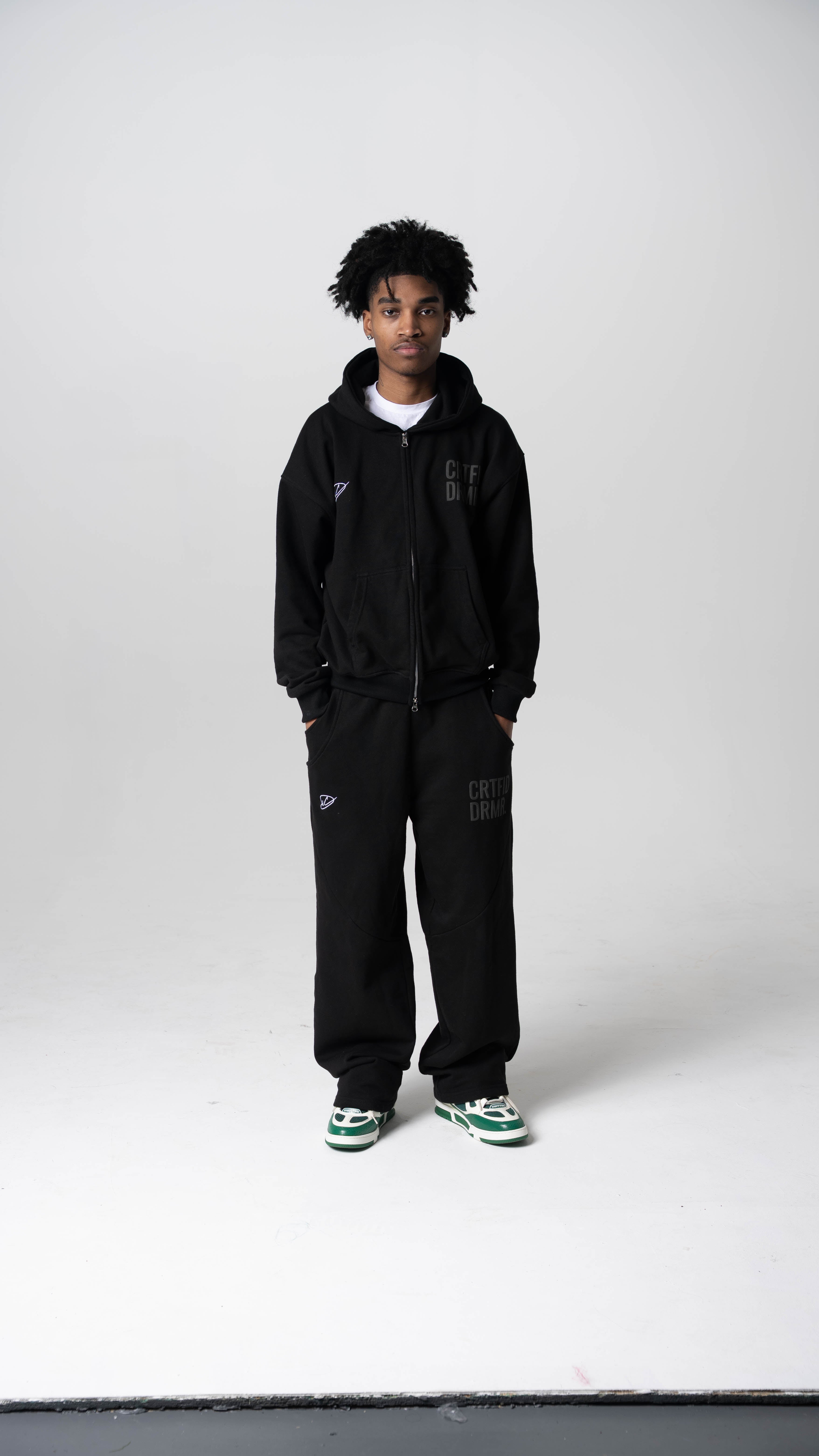 YIN Chemistry Sweats