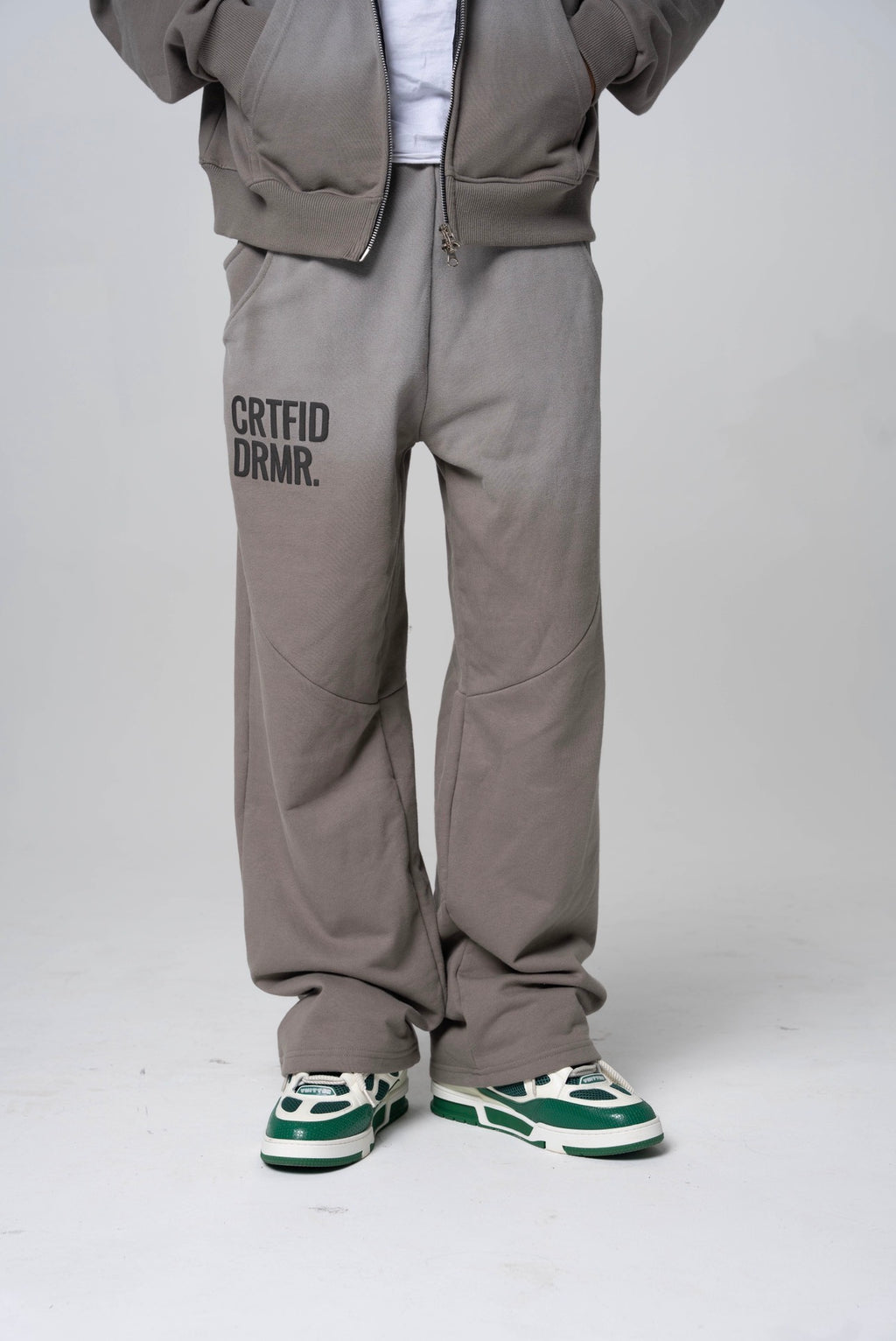 YANG Chemistry Sweats