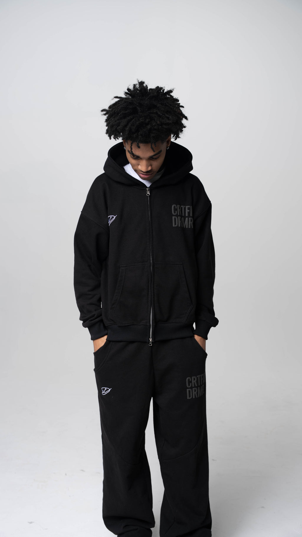 YIN Chemistry Sweats